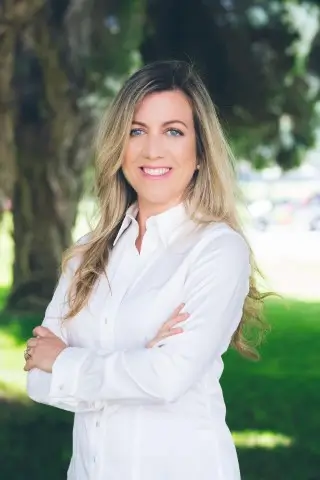 Dra. Juliana Campos